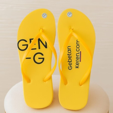 Sendal jepit kuning ukuran 37