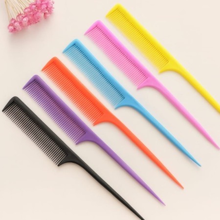 Sisir rambut panjang kuning