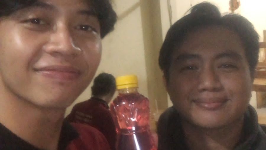 Minggu Tetap Jualan