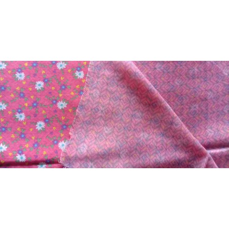 kerudung segi4 motif bunga merah(GKS Legok)