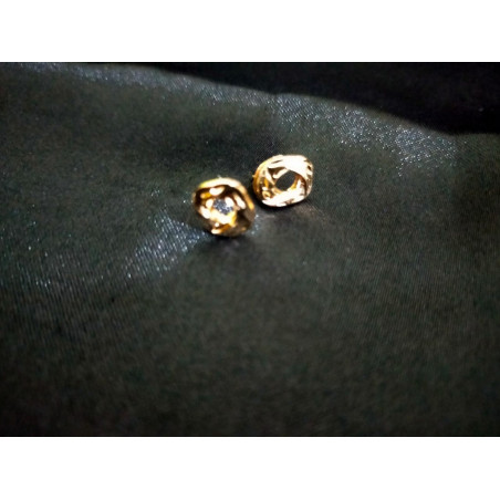 Anting bunga Hestia gold (GKS Legok)